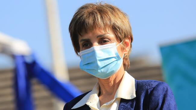 28 de Septiembre de 2021 / ÑUÑOALa ministra subrogante de Salud, Paula Daza, junto a la Seremi de Salud Helga Balich invitan a los rezagados mayores de 55 años a inocularse con la dosis de refuerzo contra el covid 19 en el velódromo del Estadio Nacional
Paula Daza, ministra Subrogante de Salud
FOTO: DIEGO MARTIN / AGENCIAUNO