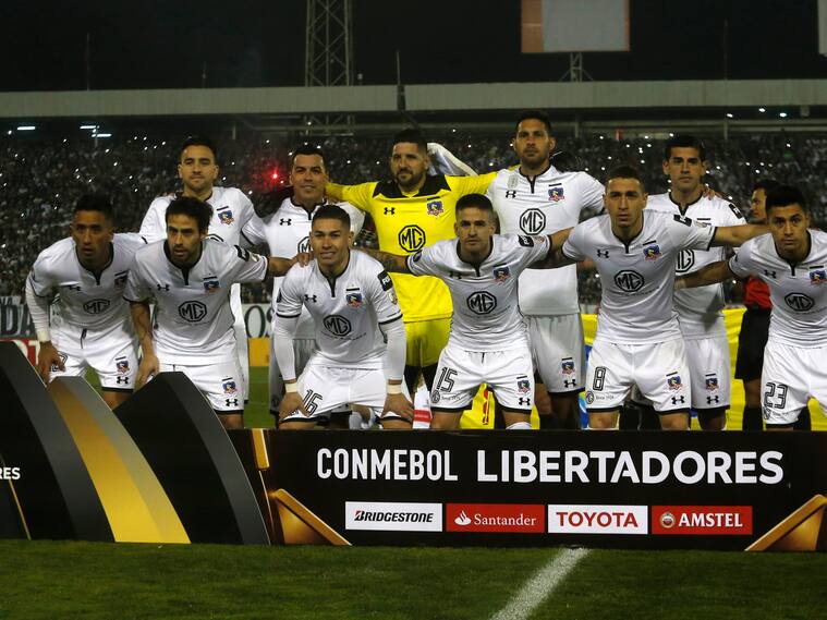 Colo Colo v Corinthians - Copa CONMEBOL Libertadores 2018