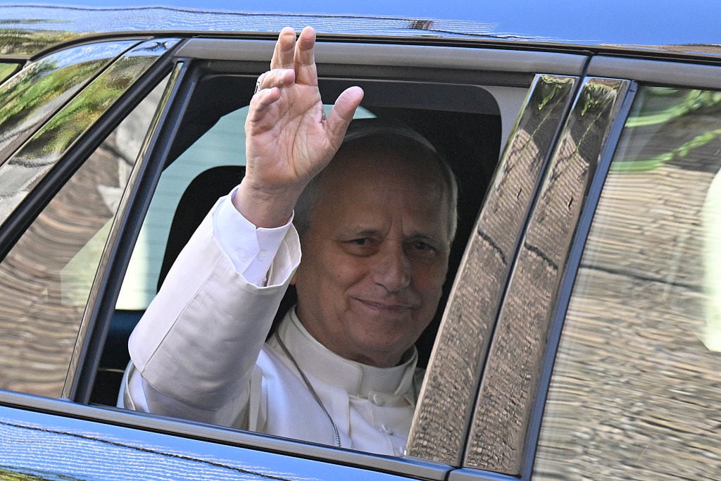 Vaticano confirma que el Papa León XIV padece cáncer pulmonar tras ser intervenido quirúrgicamente