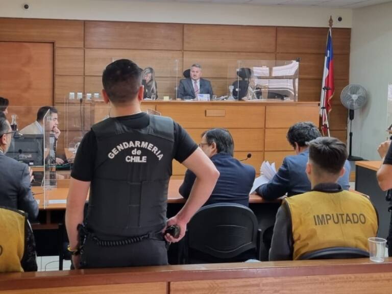 Condenan a delincuentes que vendían explosivos de la Armada por Whatsapp