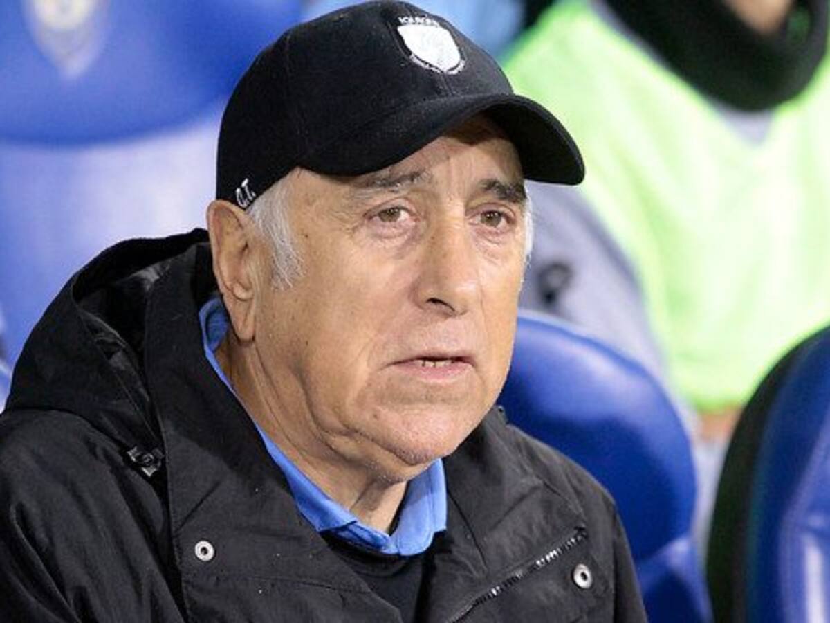 Preocupación en el fútbol chileno: Nelson Acosta es internado de urgencia tras nueva complicación de salud