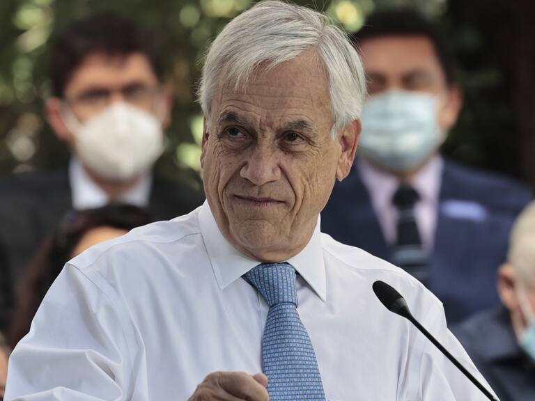 17 de Febrero 2022/SANTIAGOEl Presidente de la República, Sebastián Piñera, da inicio al pago masivo de la Pensión Garantizada Universal, alcanzando hasta la fecha más de 700 mil beneficiarios que recibirán el aporte previsional.
FOTO: KARIN POZO /AGENCIAUNO