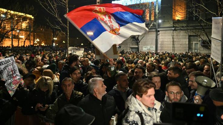 Protestas en Serbia luego que observadores europeos detectaran irregularidades en elección