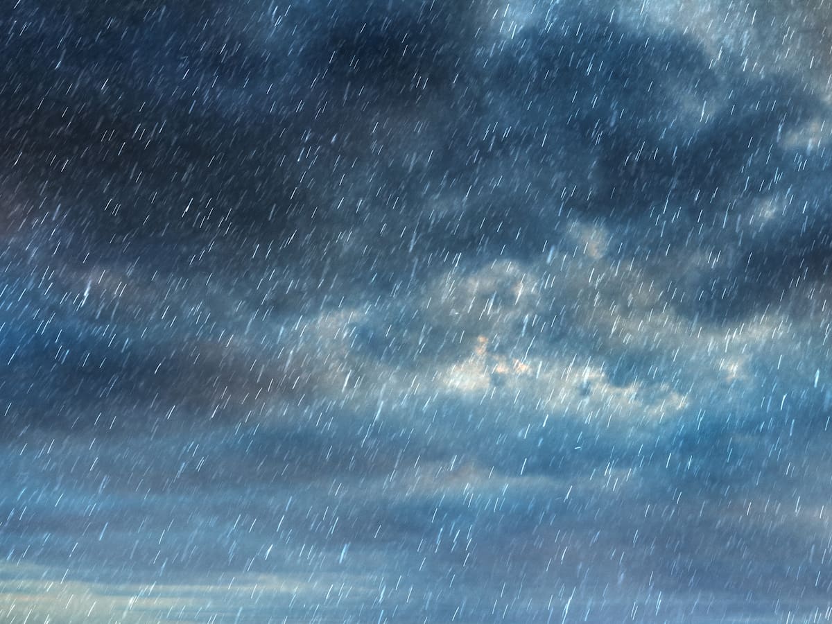 Nuevo río atmosférico llega a Chile con lluvias y nieve: caerían hasta 80 mm de agua en 24 horas