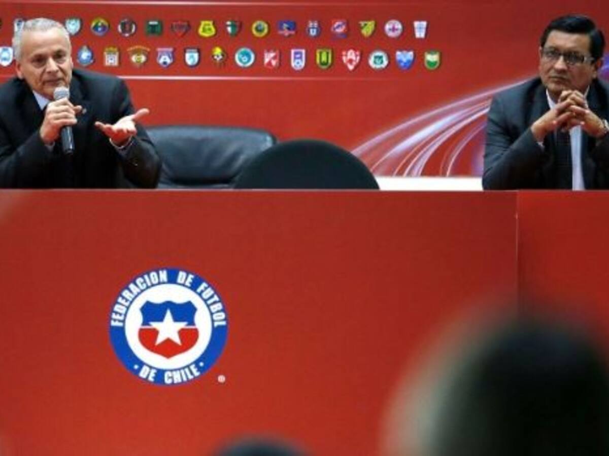 Javier Castrilli felicitó a los árbitros: «En la definición de los torneos, ningún periodista se acordó de ustedes»