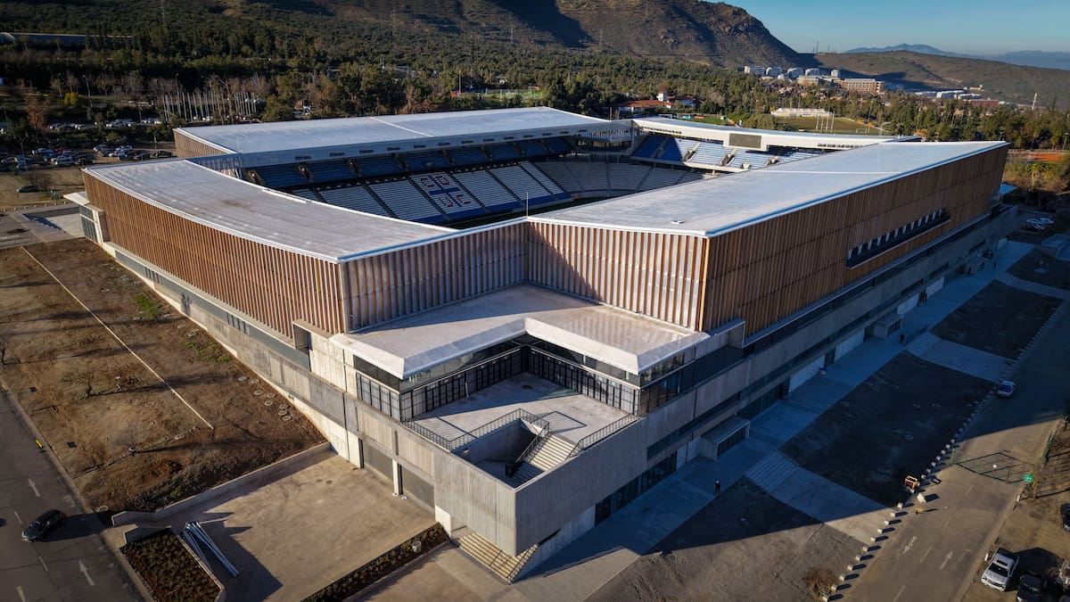 La UC tiene el visto bueno: Dirección de Obras Municipales de Las Condes aprueba el Claro Arena