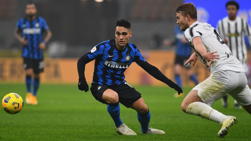 MILAN, ITALY - FEBRUARY 02:  Lautaro Martinez of FC Internazionale in action during the Coppa Italia semi-final match between FC Internazionale and Juventus at Stadio Giuseppe Meazza on February 02, 2021 in Milan, Italy. Sporting stadiums around Italy remain under strict restrictions due to the Coronavirus Pandemic as Government social distancing laws prohibit fans inside venues resulting in games being played behind closed doors. (Photo by Claudio Villa - Inter/Inter via Getty Images)