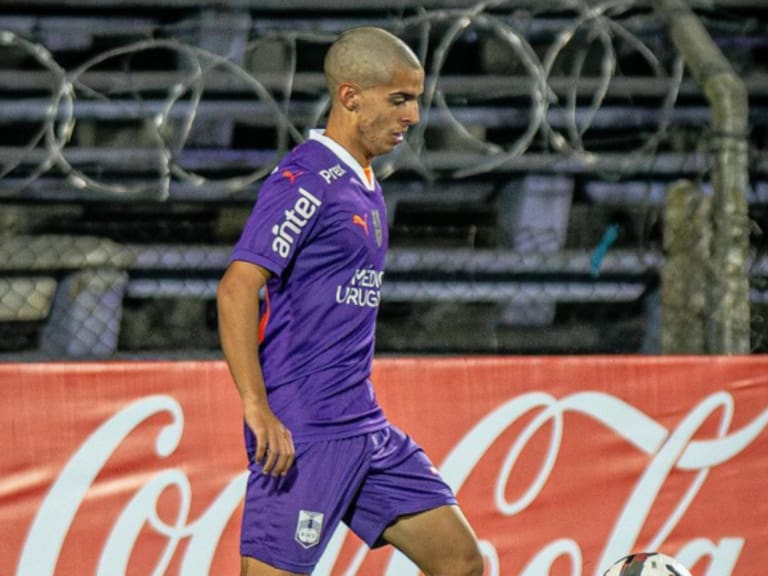 La particular historia del hijo de Gustavo Biscayzacú: debutó profesionalmente en Uruguay, pero defiende a México