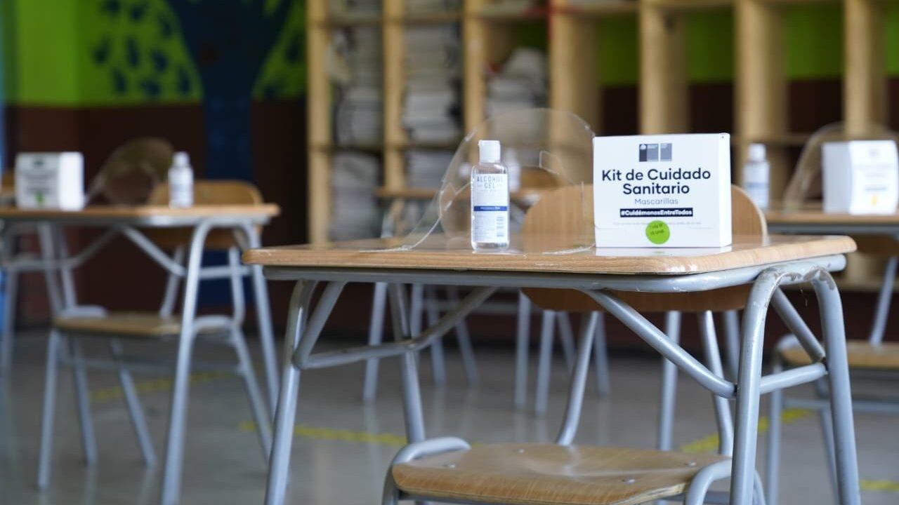 Cinco colegios de Pirque regresaron este jueves a clases presenciales