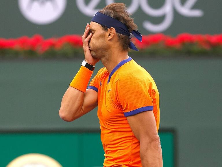 Rafael Nadal sumó otra cruda lesión y estará entre cuatro a seis semanas fuera de las canchas: «Estoy hundido»