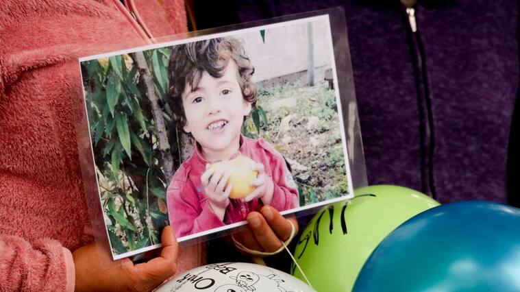 10 DE MARZO DE 2021/LEBU Fotografía de Tomas en la marcha que se realiza por Tomas Bravo, niño de 3 años que apareció muerto tras nueve días desaparecido.
FOTO: CAMILO CASTRO SANHUEZA/AGENCIAUNO