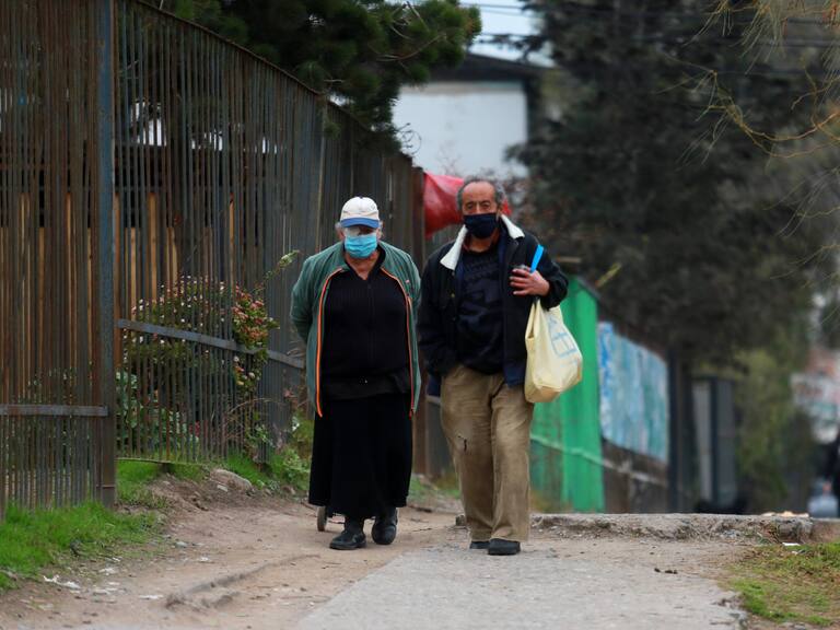 Adultos mayores podrán salir de lunes a viernes sin restricciones