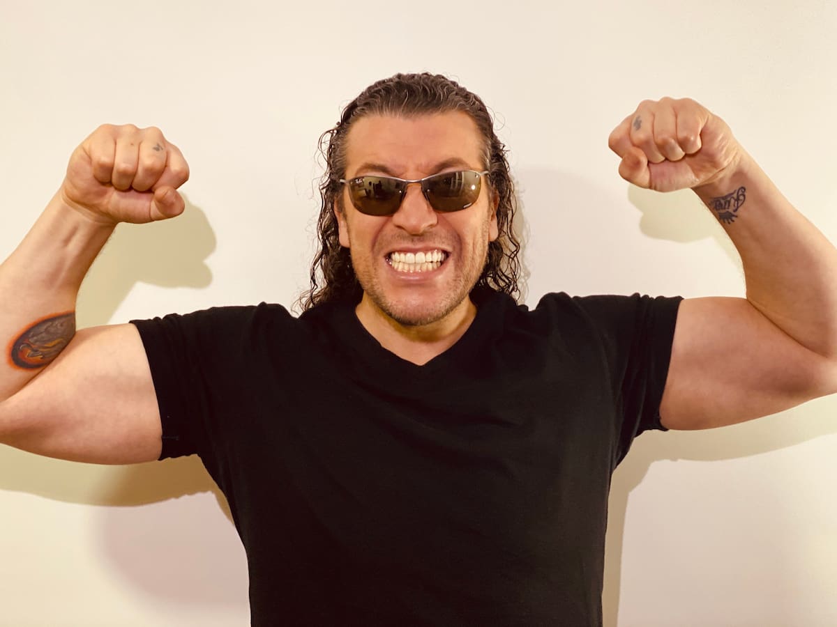 Similar a Jesús: Leo Rey sorprende con curiosa imagen en redes en medio de polémica con Alexítico