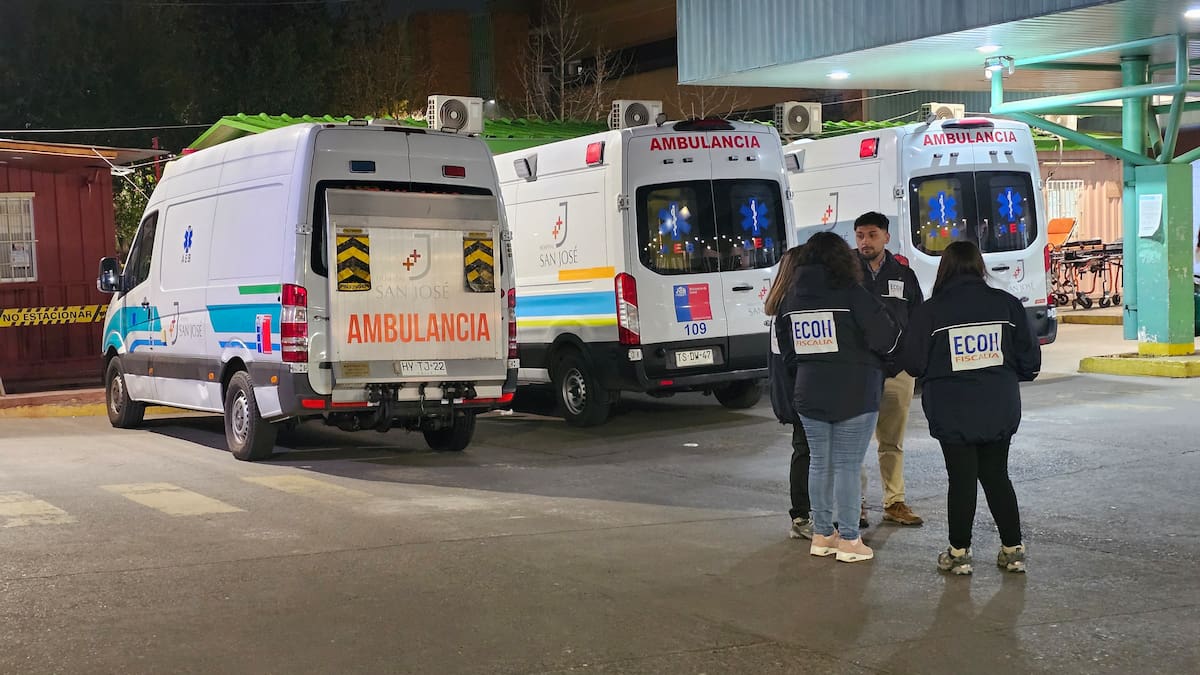 Tienen entre 13 y 16 años: ataque armado en Quilicura deja a tres adolescentes baleados mientras jugaban fútbol en una plaza