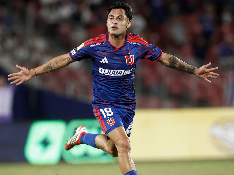 “Son detalles los que nos perjudican”: Javier Altamirano y el momento de la U tras empatar con Deportes Limache