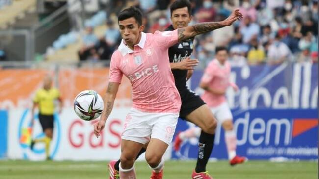 Edson Puch no estará ante Deportes Antofagasta y podría ser baja en la Roja