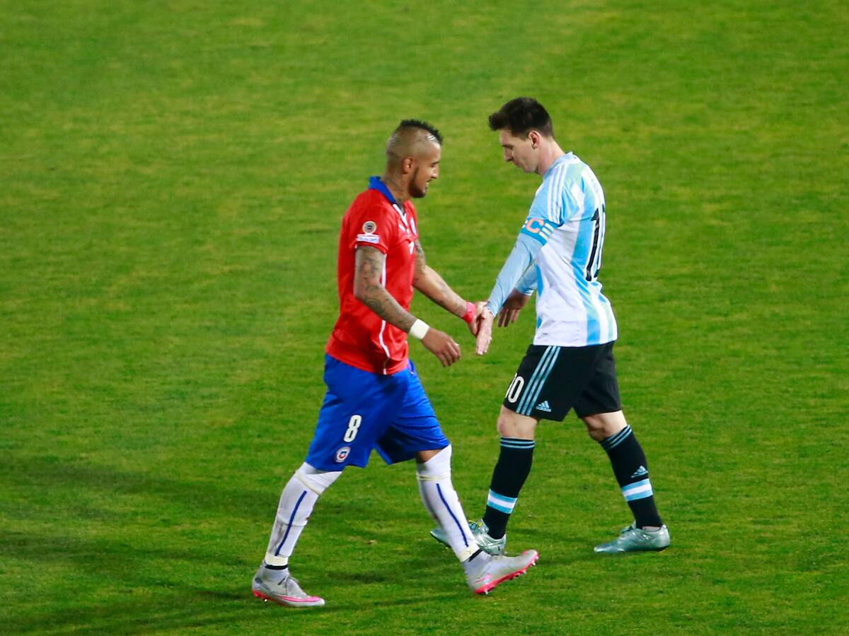 ¿Messi o el “Mago” Valdivia? Arturo Vidal elige entre el Chile 2015 y la Argentina 2022