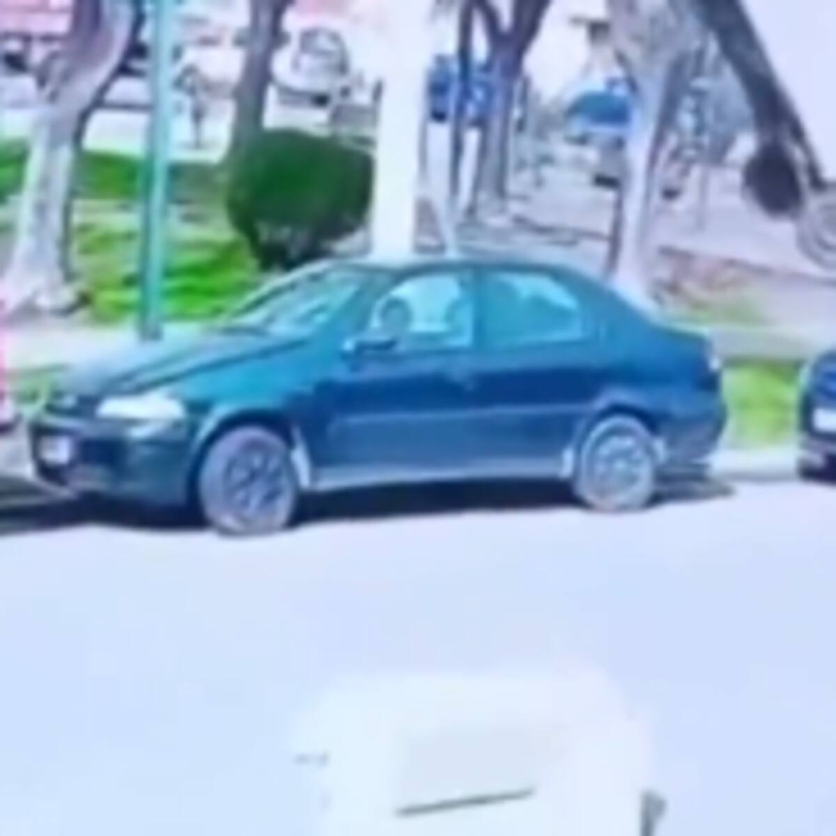Robo de camión de cigarrillos acaba con espectacular volcamiento y dos detenidos en Independencia