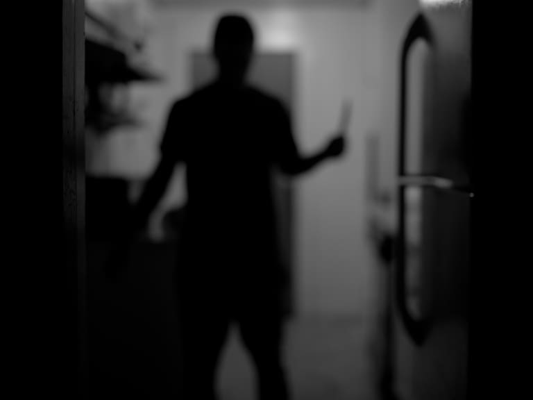 Alerta por alza de robos en verano: expertos revelan cómo proteger tu casa durante vacaciones