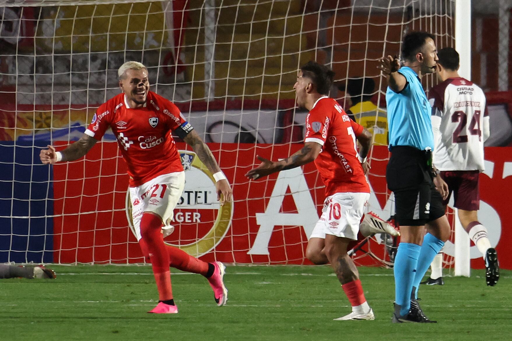 Cienciano eliminó a Lanús de la Copa Sudamericana