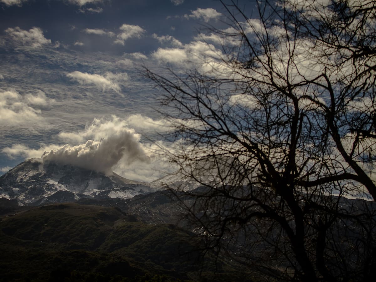 Senapred amplía perímetro de seguridad en Nevados de Chillán por aumento de actividad volcánica