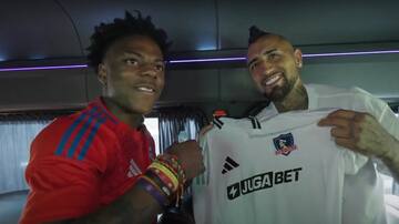 VIDEO. Arturo Vidal llegó a recibir a “Speed” en su alocado stream en Chile