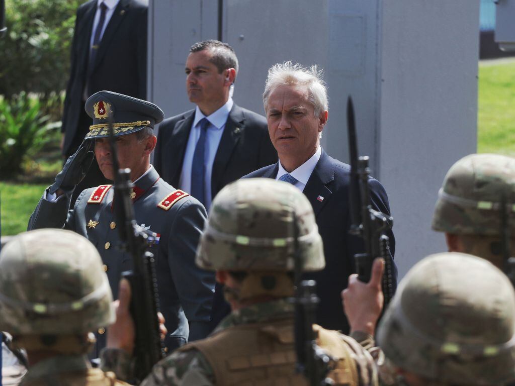 Presidente Kast y alcalde Christopher White encabezan desfile cívico-militar en San Bernardo