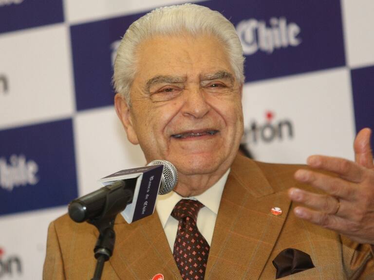 «Muy feliz de volver»: Don Francisco celebra regreso de la Teletón al Estadio Nacional