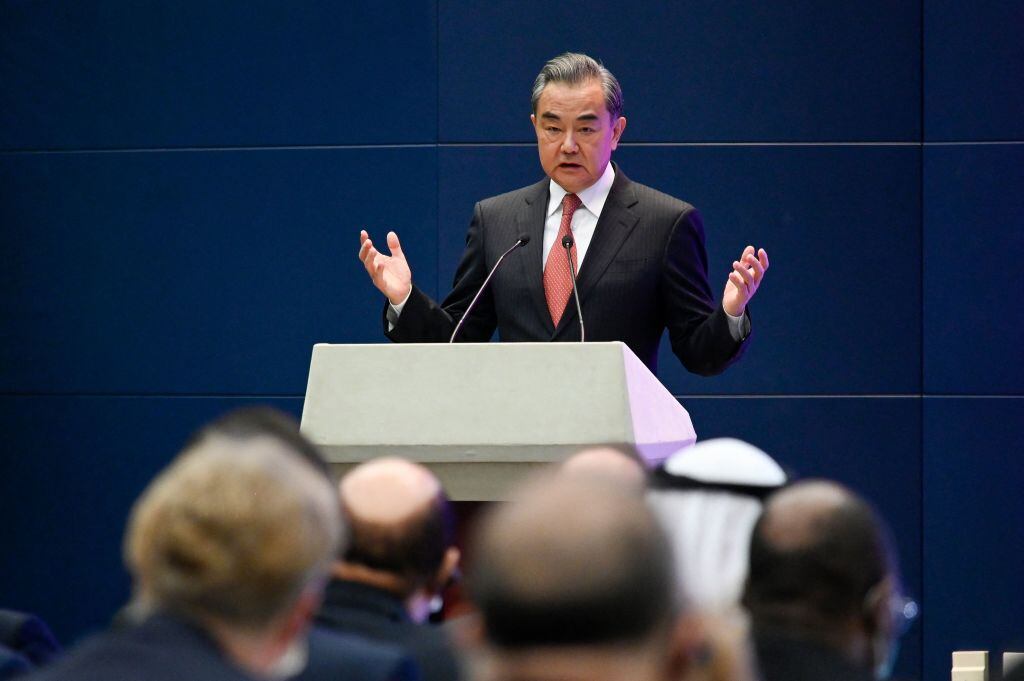 El canciller chino Wang Yi en un evento en Hubei