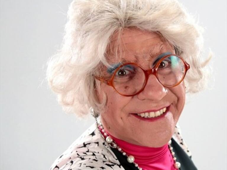 «La Tencha» suspende su primer espectáculo en solitario