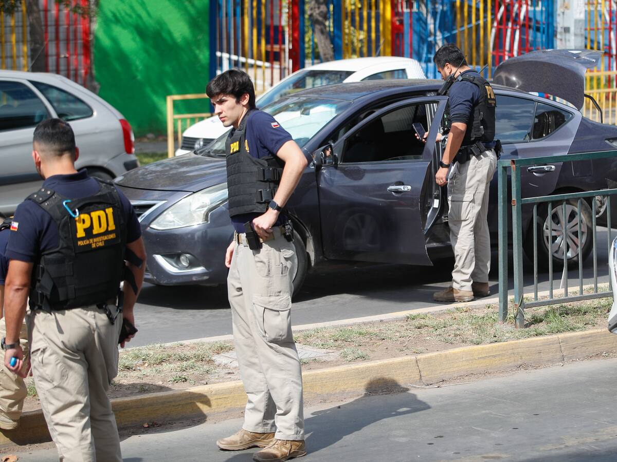 Detective de la PDI en estado grave tras ser baleado en operativo antidrogas en Puente Alto