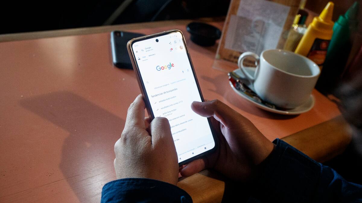 España prohibirá redes sociales para menores de 16 años: Chile discutirá la misma propuesta