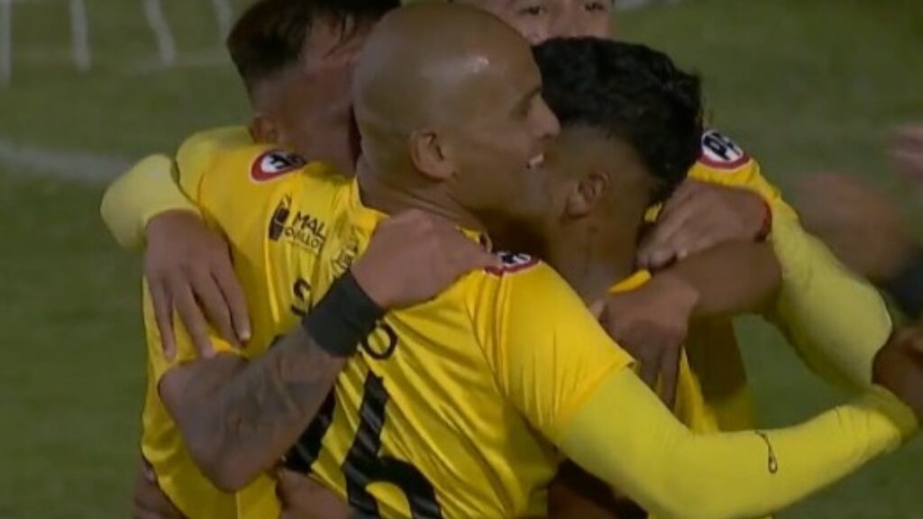 Humberto Suazo lidera el triunfo de San Luis de Quillota sobre Unión San Felipe