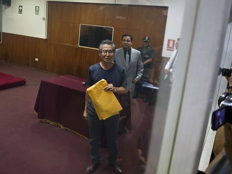 Alberto Fujimori al interior de un tribunal de Lima en 2015