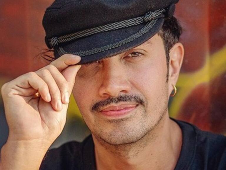 Héctor Morales confirmó su relación con reconocida modelo trans Helénia Melán