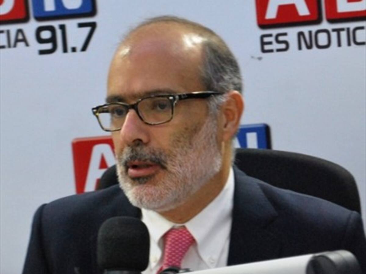Ministro Valdés anunció que proyecto de pensiones no cambiará la edad de jubilación