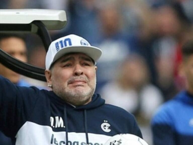Diego Maradona dejó de ser entrenador de Gimnasia y Esgrima de La Plata