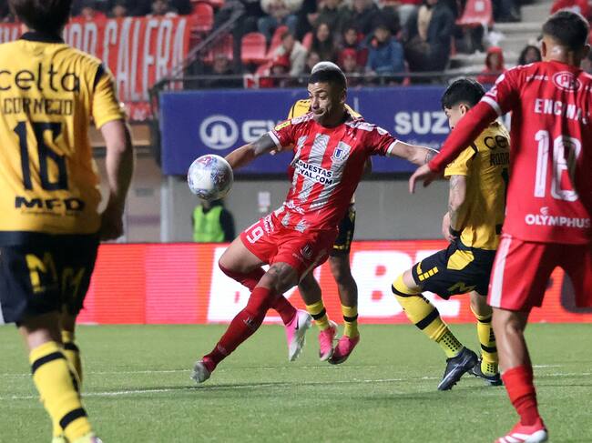 Unión La Calera y Coquimbo Unido se miden por las semis de Copa de la Liga