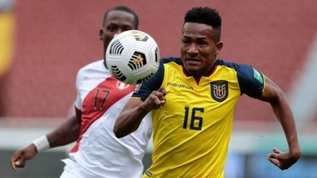 Uno menos: José Carabalí no será refuerzo de Universidad de Chile