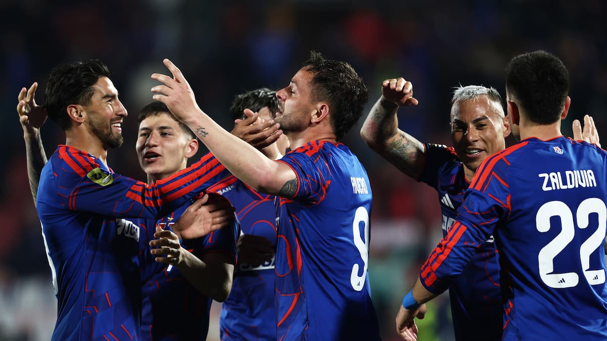 Dos héroes inesperados rescatan a la U y encienden la disputa por el Chile 2