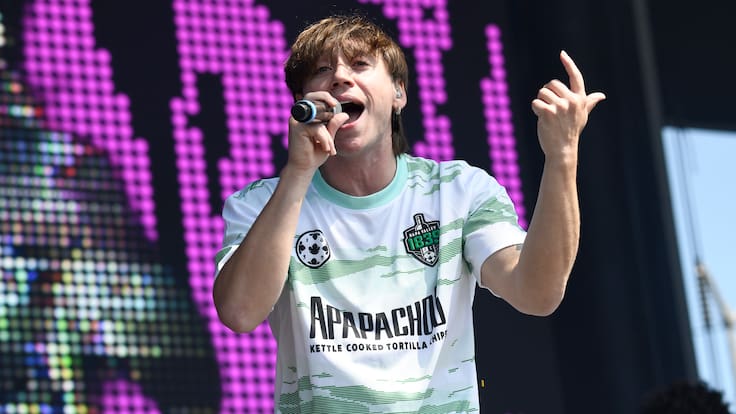 Paulo Londra sorprende con “me asfixia LA CIUDAD” a días de su esperado regreso a los escenarios de Chile