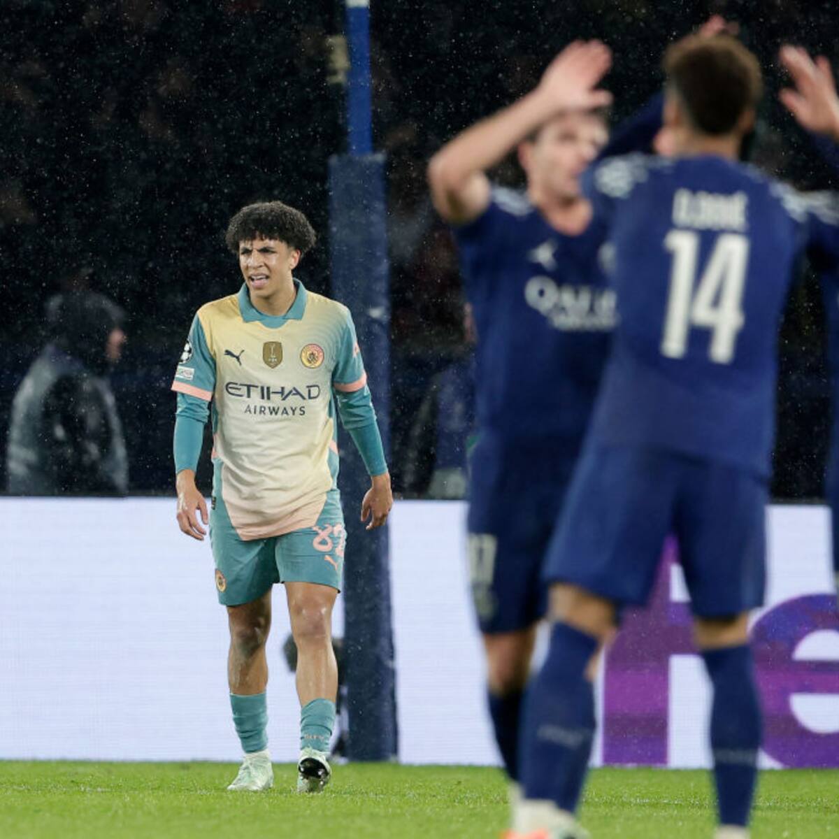 ¡Locura de partido! PSG da vuelta el marcador y hunde a un Manchester City en crisis por la Champions