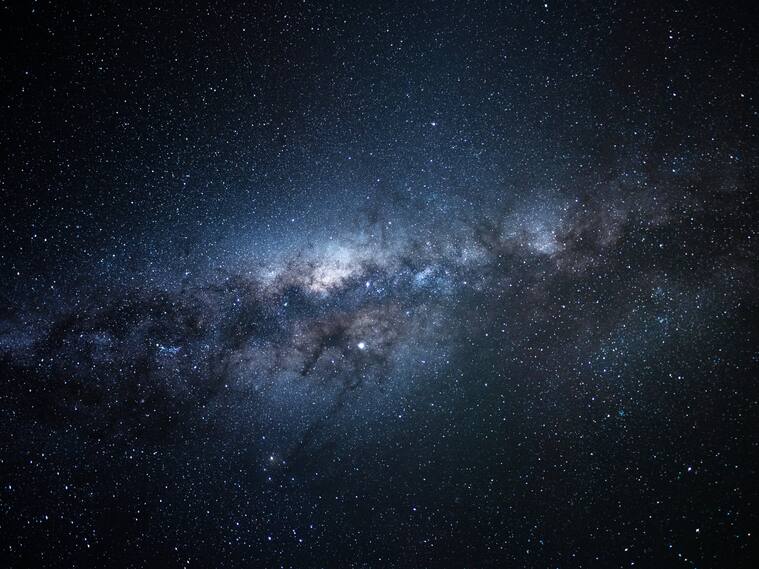 Agencia Espacial Europea busca voluntarios “cazagalaxias”: revisa de qué se trata la propuesta