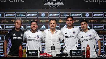 VIDEO. Aníbal Mosa da por cerrado el plantel de Colo Colo: “Tenemos un equipo bien equilibrado en todas sus líneas”