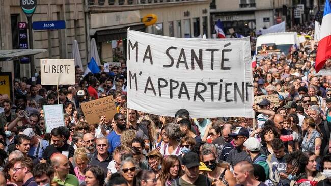 Protesta en Francia por vacuna obligatoria