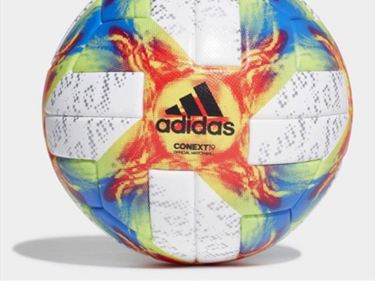 Conext 19: Lanzaron la pelota del mundial femenino
