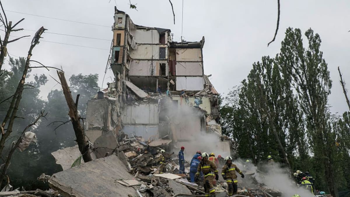 Bombardeos rusos en Ucrania dejan siete muertos mientras Zelenski insiste en un alto al fuego