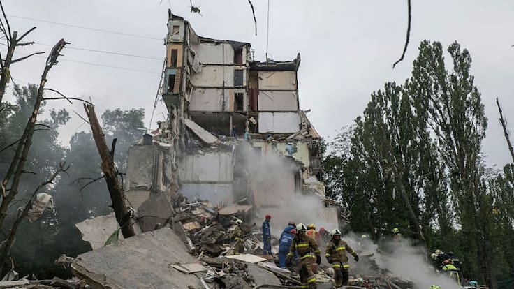 Bombardeos rusos en Ucrania dejan siete muertos mientras Zelenski insiste en un alto al fuego