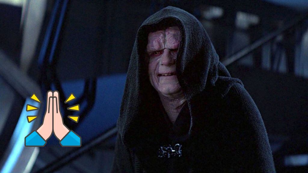 abuela rezo a figura de Palpatine - Star Wars