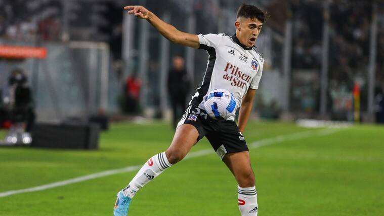 Pablo Solari, orgulloso por el nivel de Colo Colo en Copa Libertadores: "Demostramos que podemos competir con cualquier equipo"